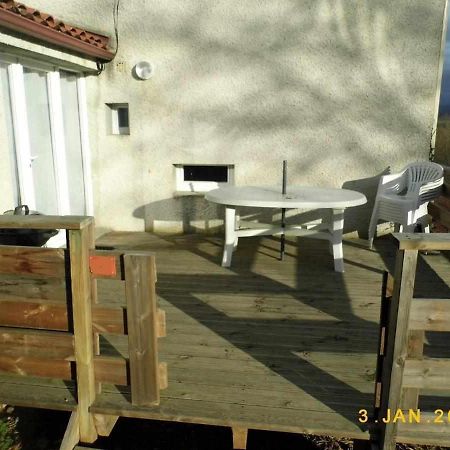 Joli Petit T4 Confortable Au Bord De Leau Vieille-Brioude Esterno foto