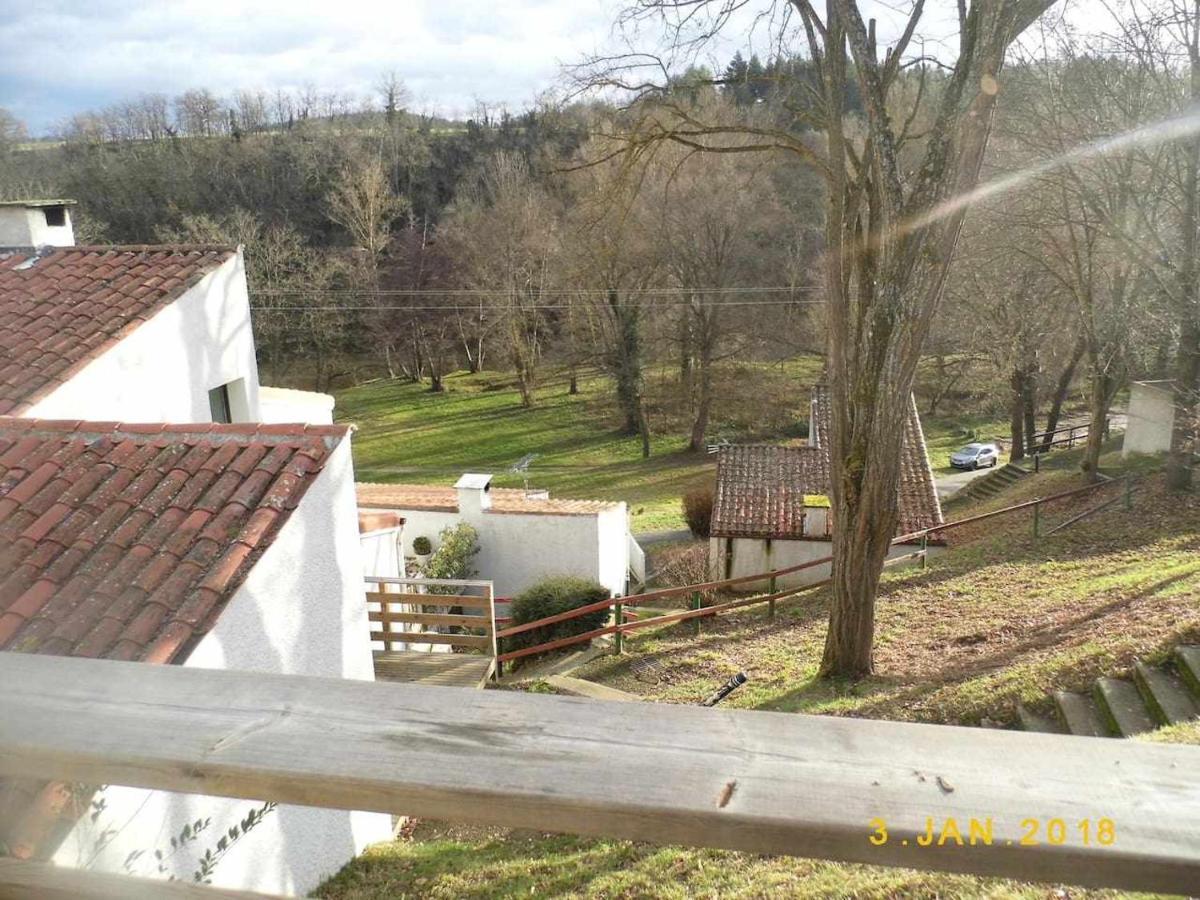 Joli Petit T4 Confortable Au Bord De Leau Vieille-Brioude Esterno foto